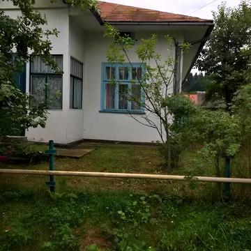 Івасюка вул., 29