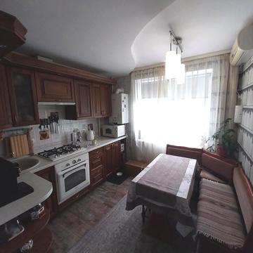 Гетьманська, 15