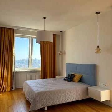 Продам 4К з Дизанейрським Ремонтом 122 м2 Дмитрівська Золотоустівська