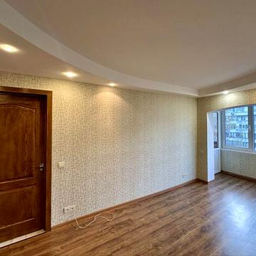 Продаж трикімнатної 58 кв.м. з ремонтом біля м. КПІ