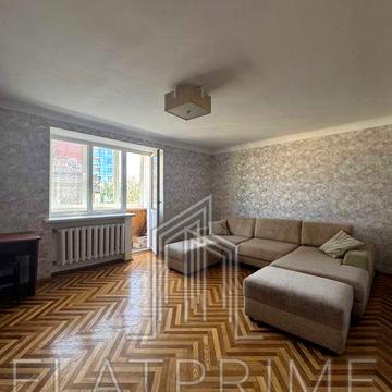 Січових 53 Центр, Шевченківський. Продаж 3-х кім квартира.