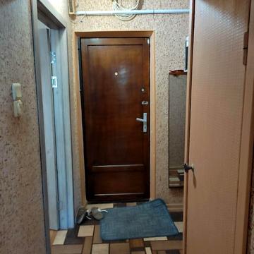 Варненська вул., 3