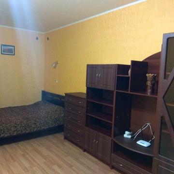 Агатангела Кримського вул., 46