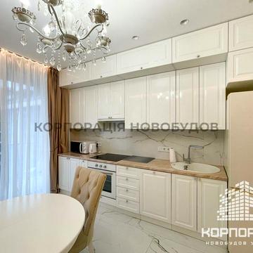 Тиводара Легоцького вул., 80