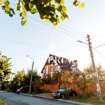 Патріотів вул., 57