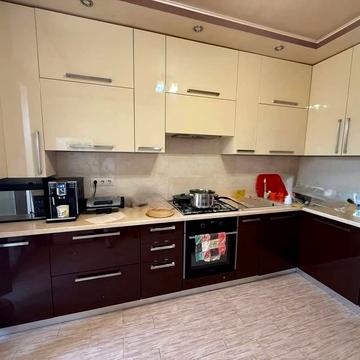 Петра Лінтура вул., 1