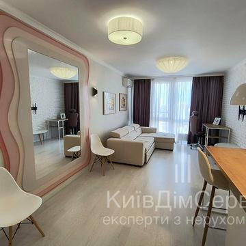 Золотоустівська вул., 34