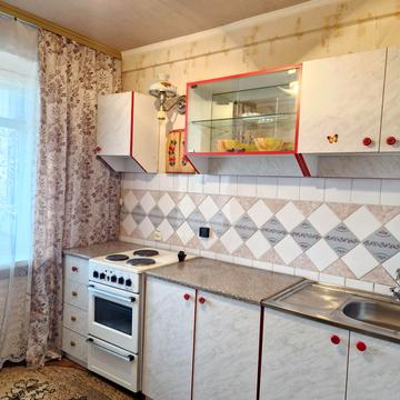 Академіка Заболотного вул., 126/1
