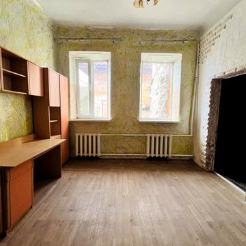 Тараса Карпи вул. (Тимірязєва), 1