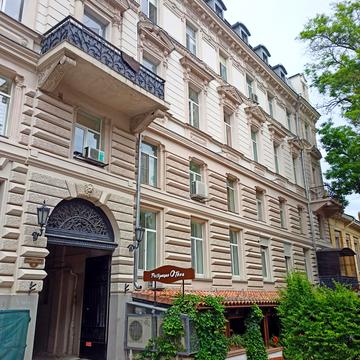 Дерибасівська вул., 10