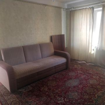 Будівельників вул., 17