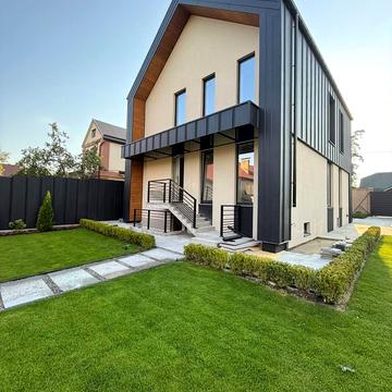 Миколи Вінграновського вул. (1 Травня)