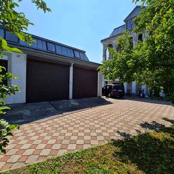 Довгострокова оренда 6к Дім Богдана Хмельницького вулиця