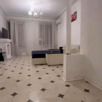 Дмитра Яворницького просп. (Карла Маркса), 55