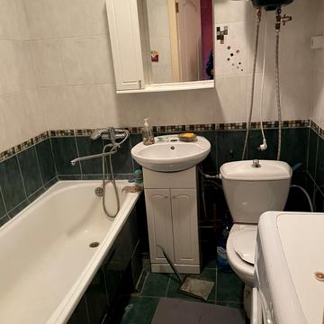 Романа Атаманюка вул., 5