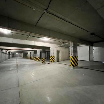 Трускавецька вул., 48