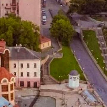 Продаж 3к Квартира Шептицького Андрея Митрополита вулиця
