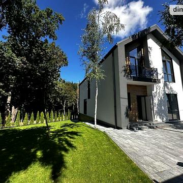 Продаж 4к Дім Верхній Вал вулиця