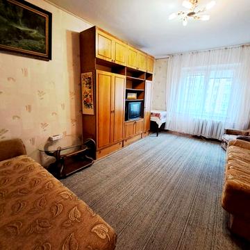 Миколи Лаврухіна вул., 5