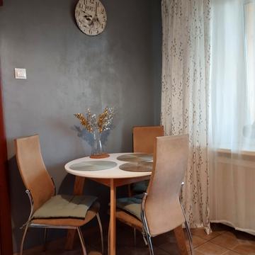 Лісовий просп., 35
