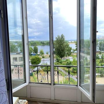 Прирічна вул., 5