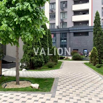 Любомира Гузара просп. (Космонавта Комарова), 13