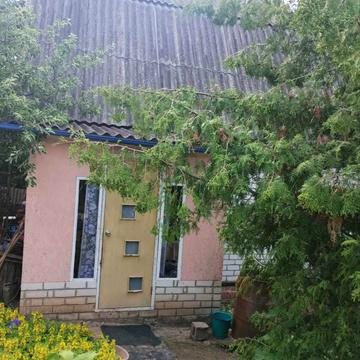 Центральна, 27 а