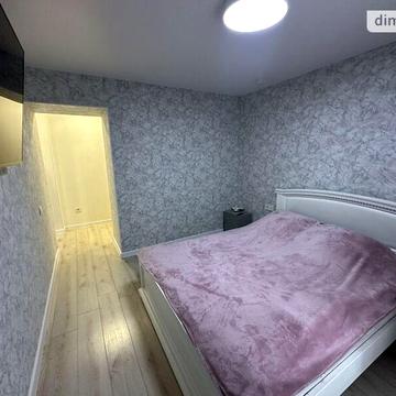 Продаж 2к Квартира Перемоги вулиця