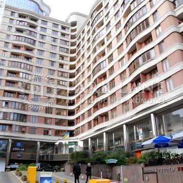 Жилянська вул., 59