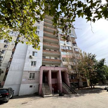 Корабелів просп., 16