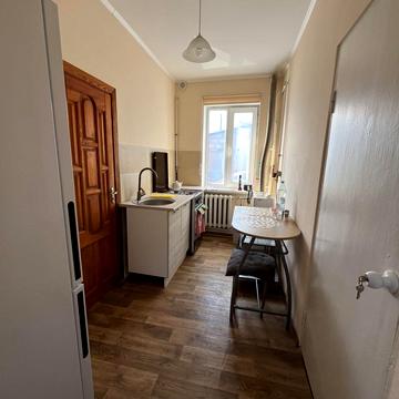 Володимира Дурдуківського вул., 30