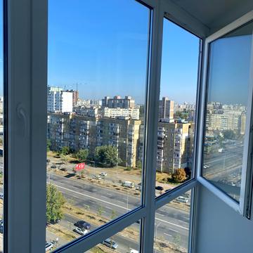 Ревуцького вул., 40-Б