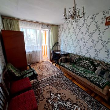 Тенісна вул., 16