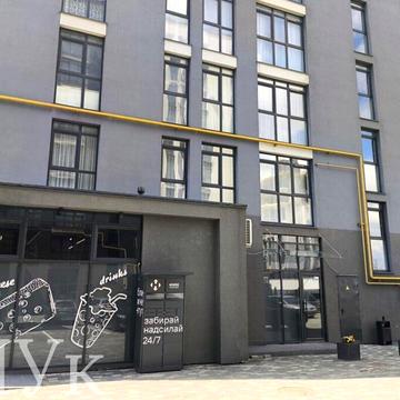 Зоряна вул., 2