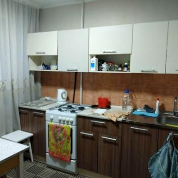 Маршала Рокосовського просп., 6