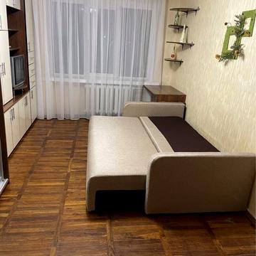 Олени Теліги вул., 57