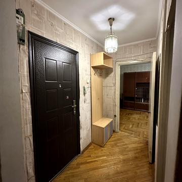 Набережна Перемоги вул., 108