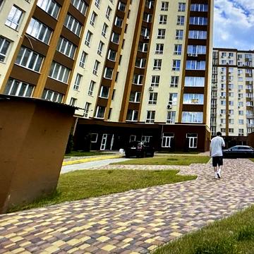 Лесі Українки вул., 62