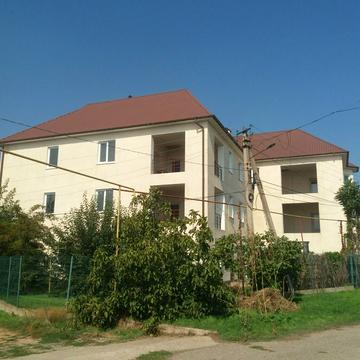 Атаманюка вул., 68