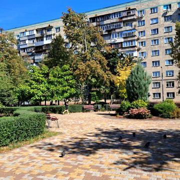 Кирилівська вул. (Фрунзе), 124