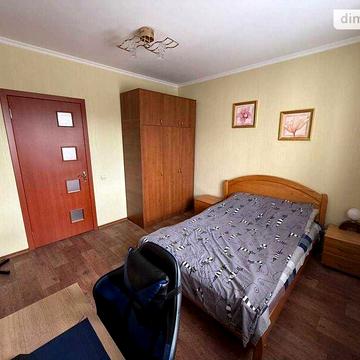 Продаж 3к Квартира Михайла Лушпи проспект