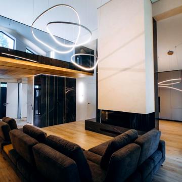 Євгена Коновальця вул.