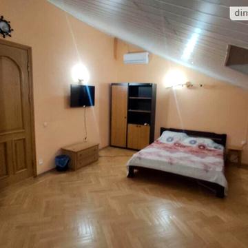 Довгострокова оренда 1к Квартира Токмацька (Великолуцька) вулиця