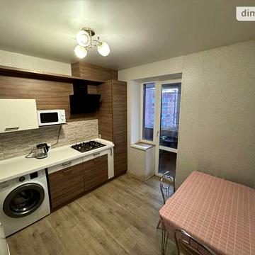 Довгострокова оренда 1к Квартира Парусна вулиця