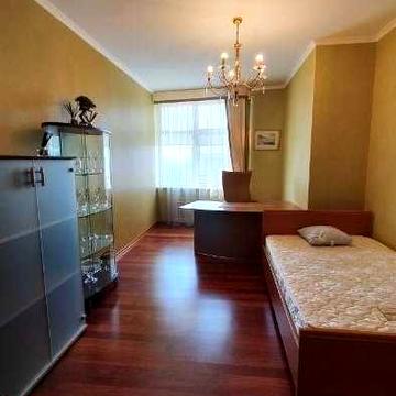 Видова 3к квартира центр Печерськ Панаса Мирного 17 Печерська площа