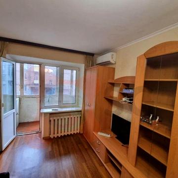 Продам 1 кімнтнатну квартиру вул Щусєва 24а  метро Дорогожичі Сирець