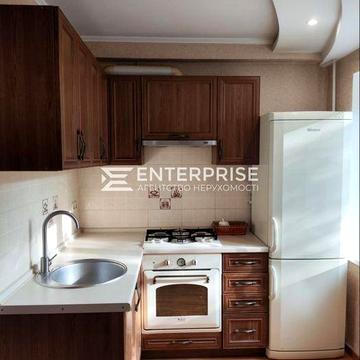 Продаж 1к квартира-студія, вул. Сікорського, 6