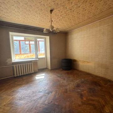 Продаж квартири. Метро Печерська. Бул. Лесі Українки 30А