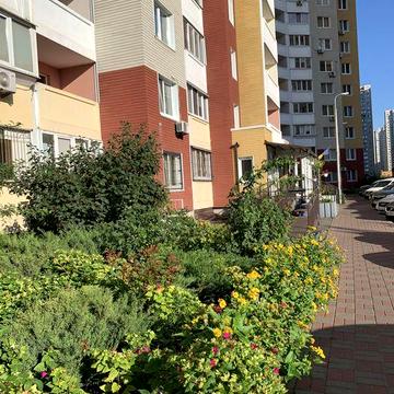 Продам  гарну квартиру на Ващенка ,7 ЖК Молодіжний квартал