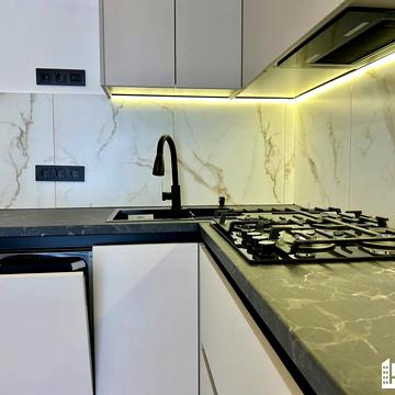 Бастіонна вул., 1